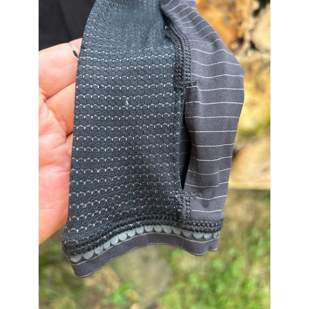 Lululemon Run Turbo 1/2 Zip 2 Pinstripe Black White Long Sleeve Top Athleisure